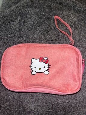Hello Kitty pouch